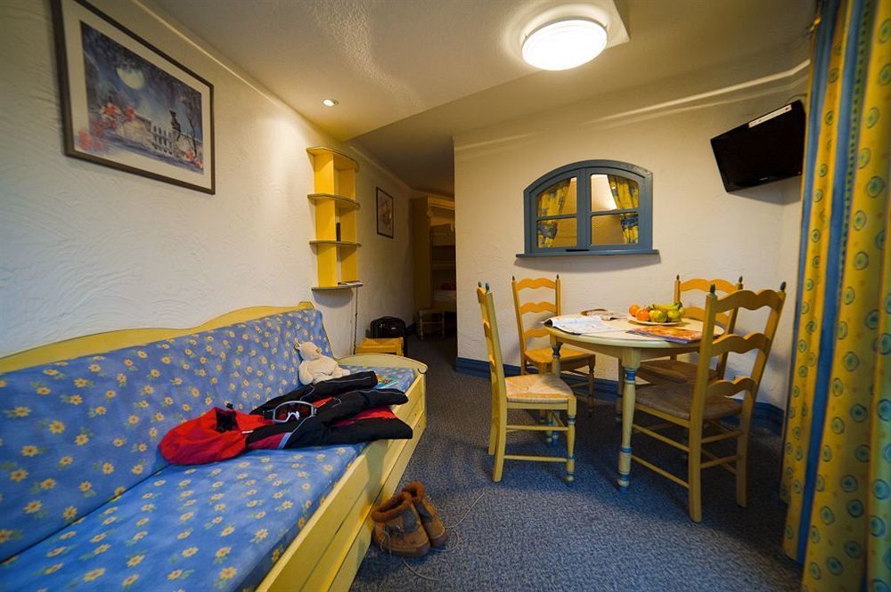Hotel Les Vallees Labellemontagne Ла-Бресс Экстерьер фото